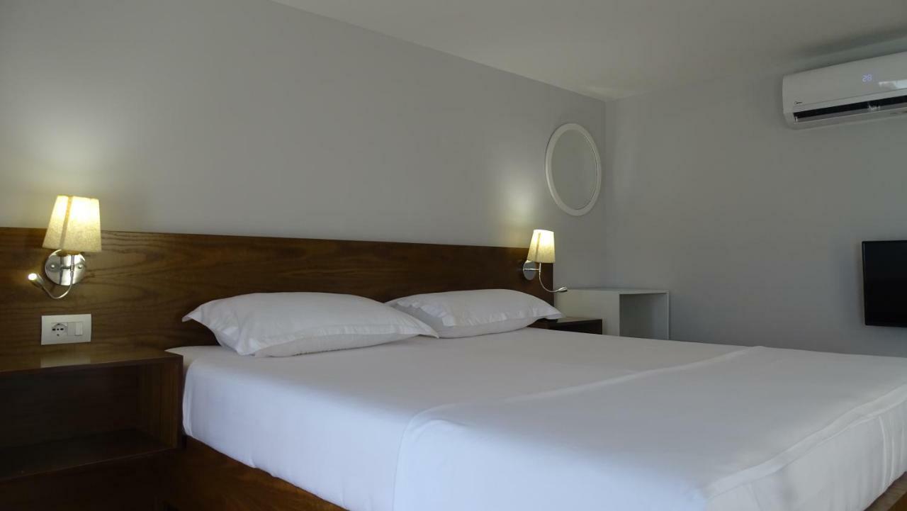 Bistrica Hotel Sarandë Eksteriør bilde